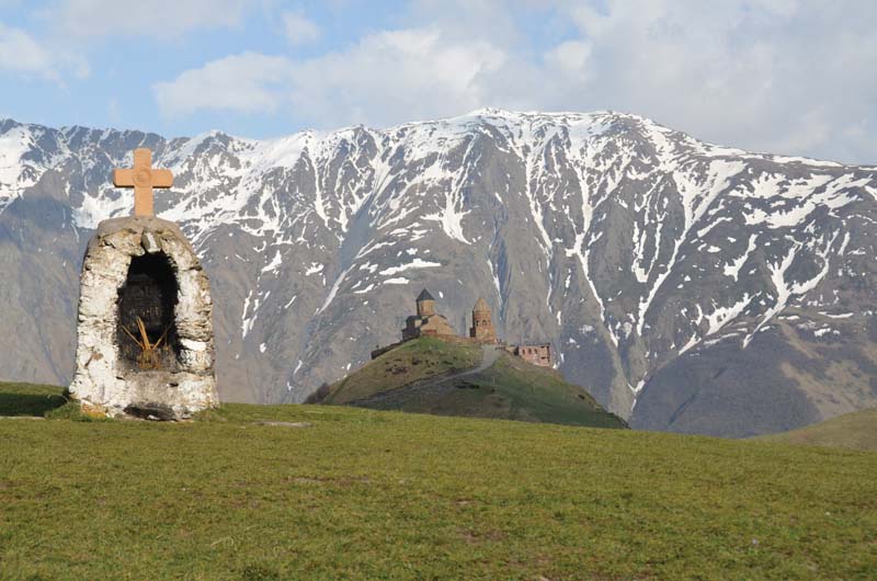 Dreifaltigkeitskirche Kasbegi - Foto © REISEKULTOUREN