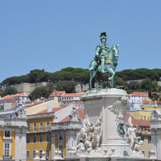 Lissabon mit Castelo - Foto (c) REISEKULTOUREN