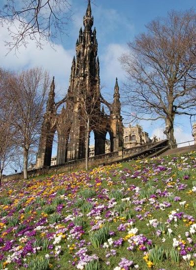 Edinburgh Scott Monument - Foto (c) REISEKULTOUREN
