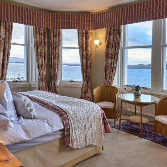Zimmer mit Meerblick im Crinan Hotel - Foto (c) Crinan Hotel